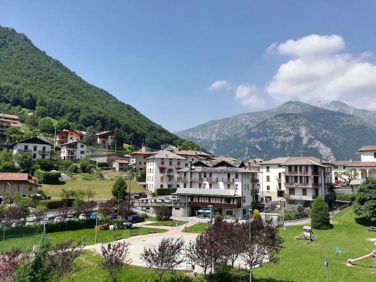 Appartamento Carrara Serina  Italia